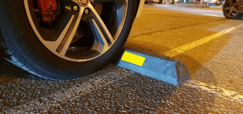 Установка колесоотбойников