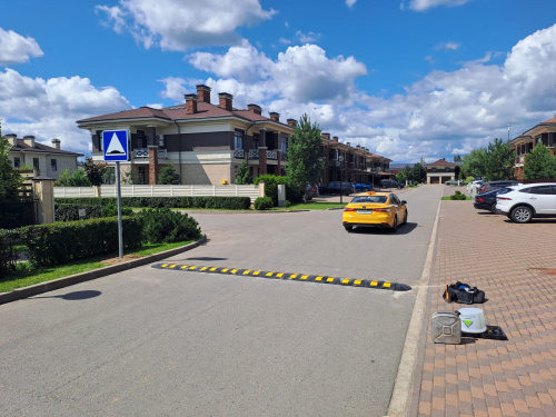 Ограничение скоростного режима на дороге в коттеджном поселке