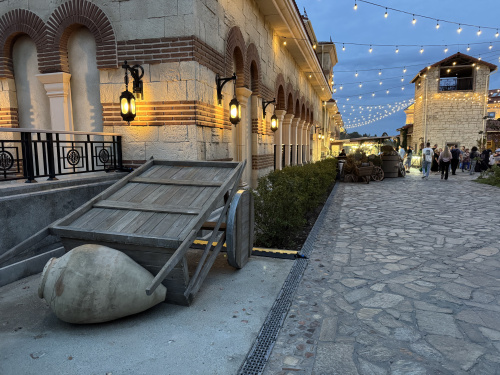 Установка кабель-каналов в Музейно-храмовом комплексе «Новый Херсонес»