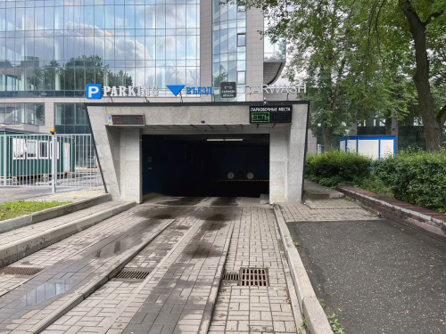 Подземная парковка бизнес-центра «Towers»