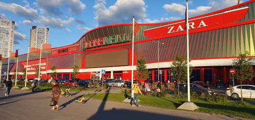 Обустройство паркинга в торговом центре