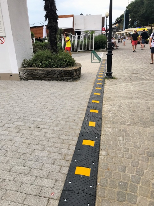 Ограничение скорости электросамокатов, велосипедов в пешеходной зоне