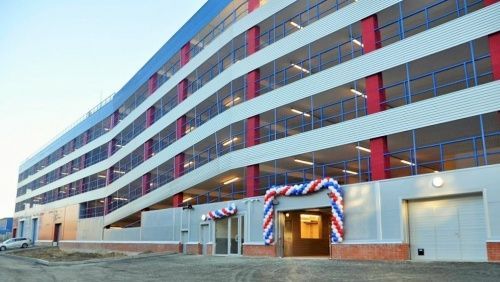 Паркинг на территории регионального центра Концерна "Алмаз-Антей"