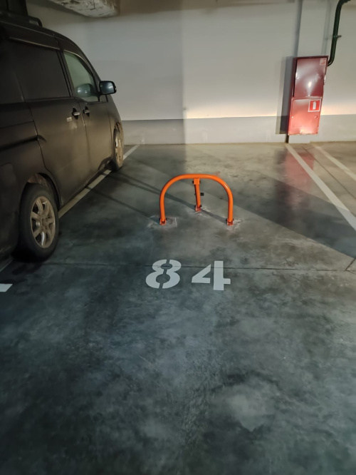 Монтаж блокираторов на подземной парковке ЖК «Загородный квартал»