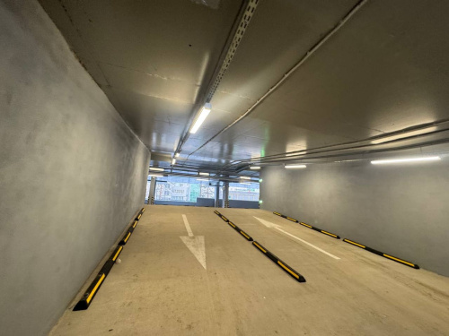 Парковка ФГБУ «РНЦРХТ им. ак. А.М. Гранова»