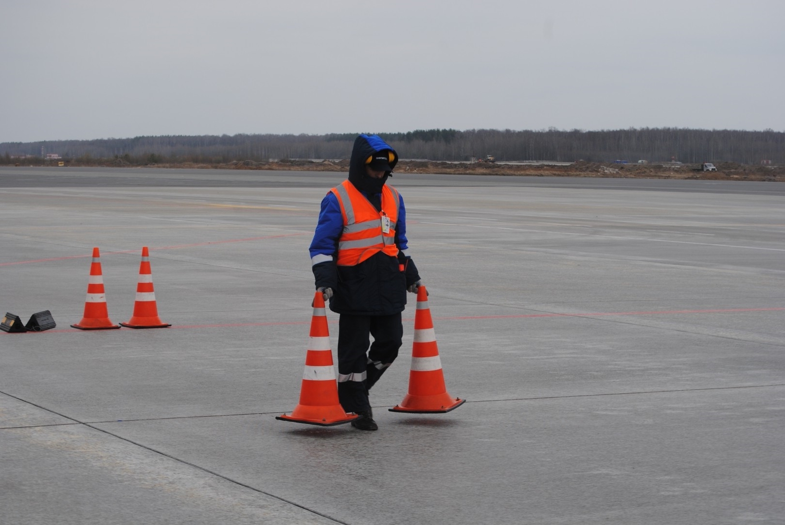 Конус сигнальный КС 3.10.0 (с утяжелителем) для аэропортов