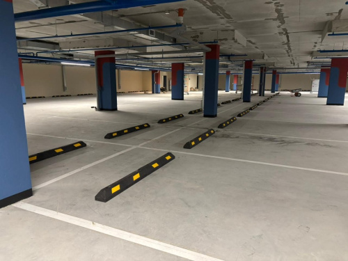 Парковочное оборудование на территории подземного паркинга