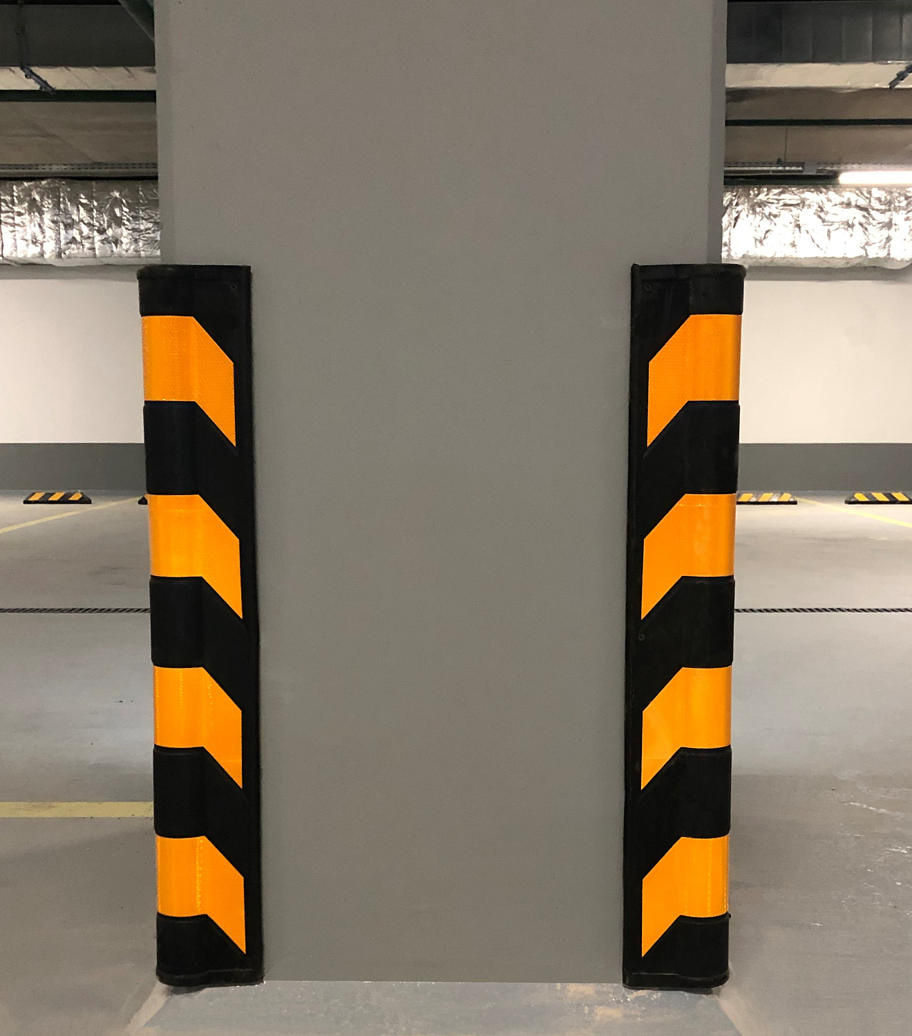 Установка защиты стен и углов